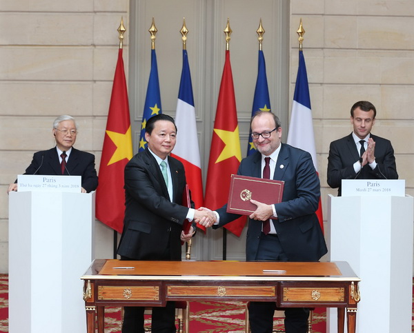 Bộ trưởng Trần Hồng Hà tham gia Đoàn đại biểu cấp cao Việt Nam do Tổng Bí thư Nguyễn Phú Trọng dẫn đầu thăm chính thức Cộng hòa Pháp